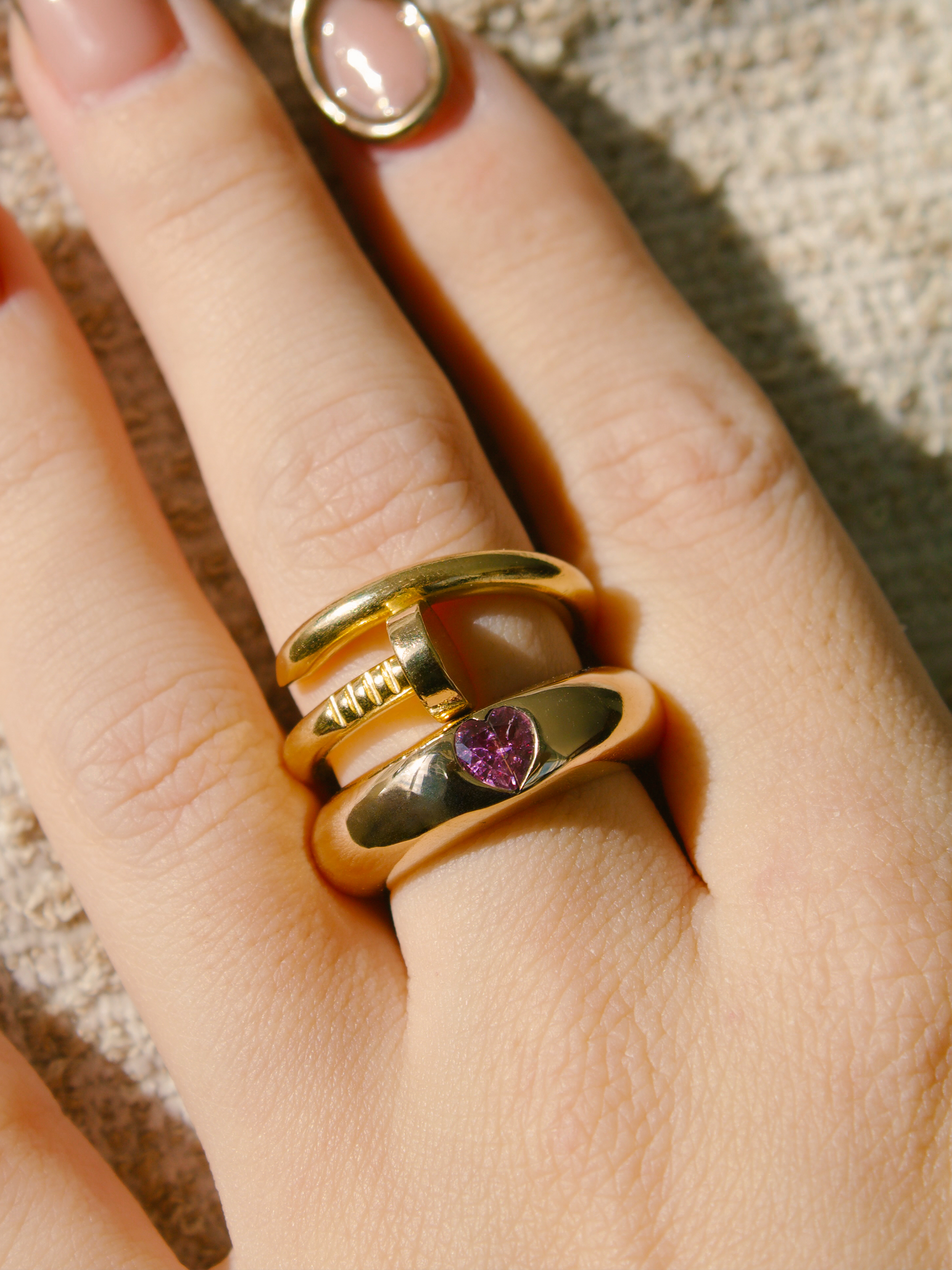 Donut Ring | Pink Sapphire Heart